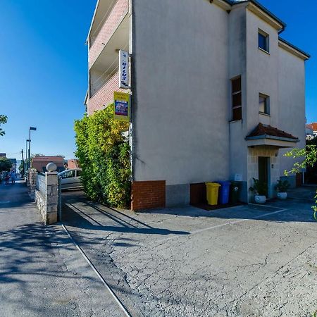 Apartments Ante Kastela Exterior photo